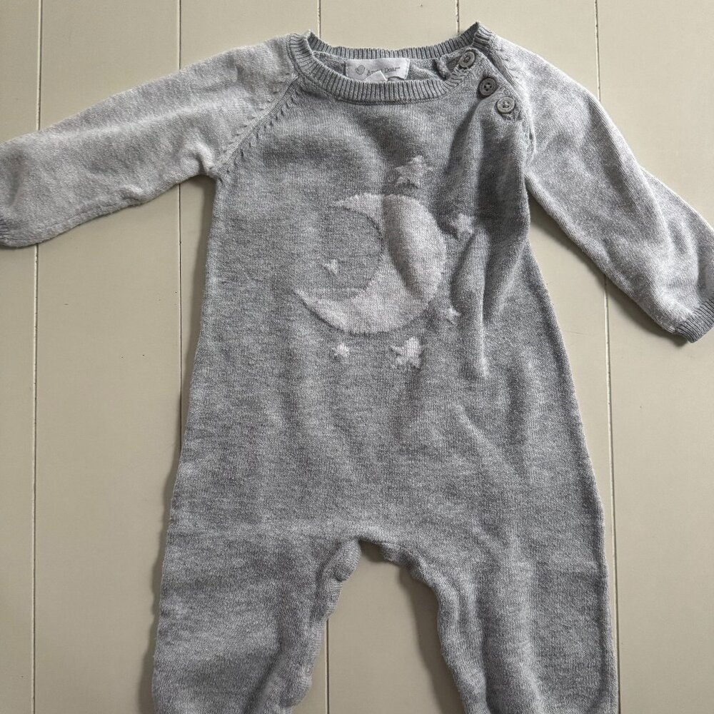 Angel Dear Baby Moon/Star One Piece Snap Button Long Sleeve Gray Size 0-3M